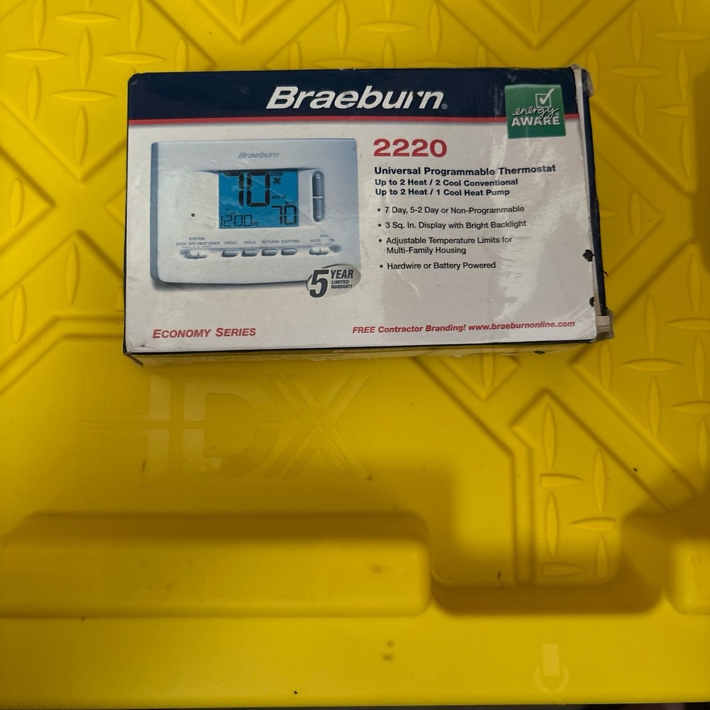 Braeburn 2220 Universal Programmable Thermostat